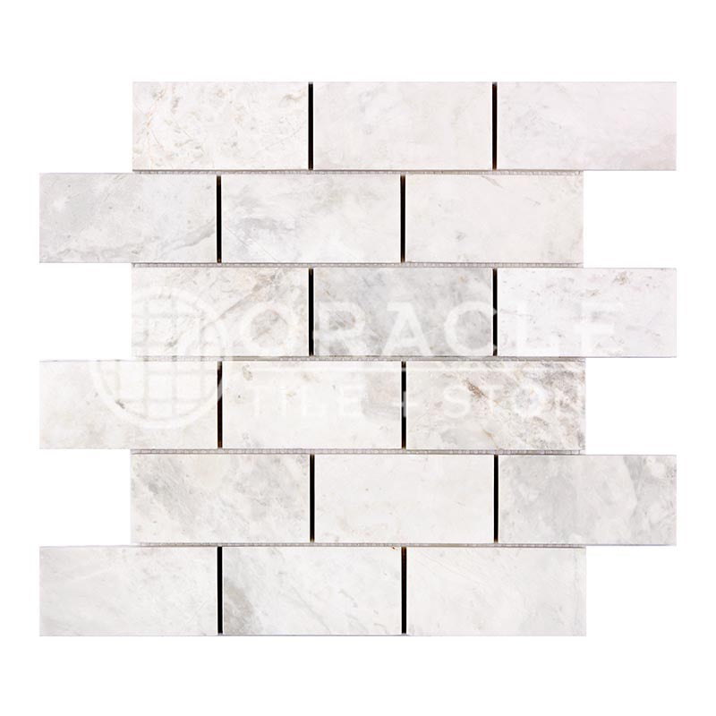 Bianco Congelato	Dolomite	2" X 4"	Brick Mosaic	Leathered