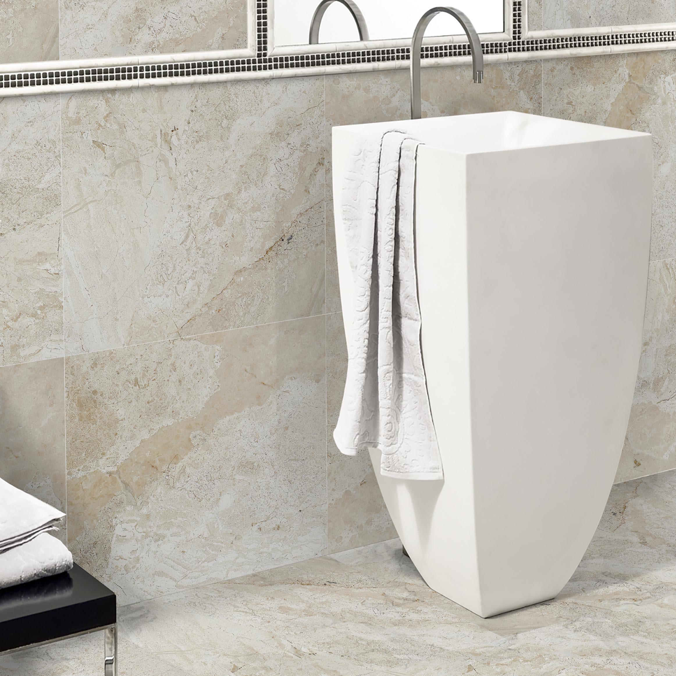 Diano Royal (Queen Beige) Marble